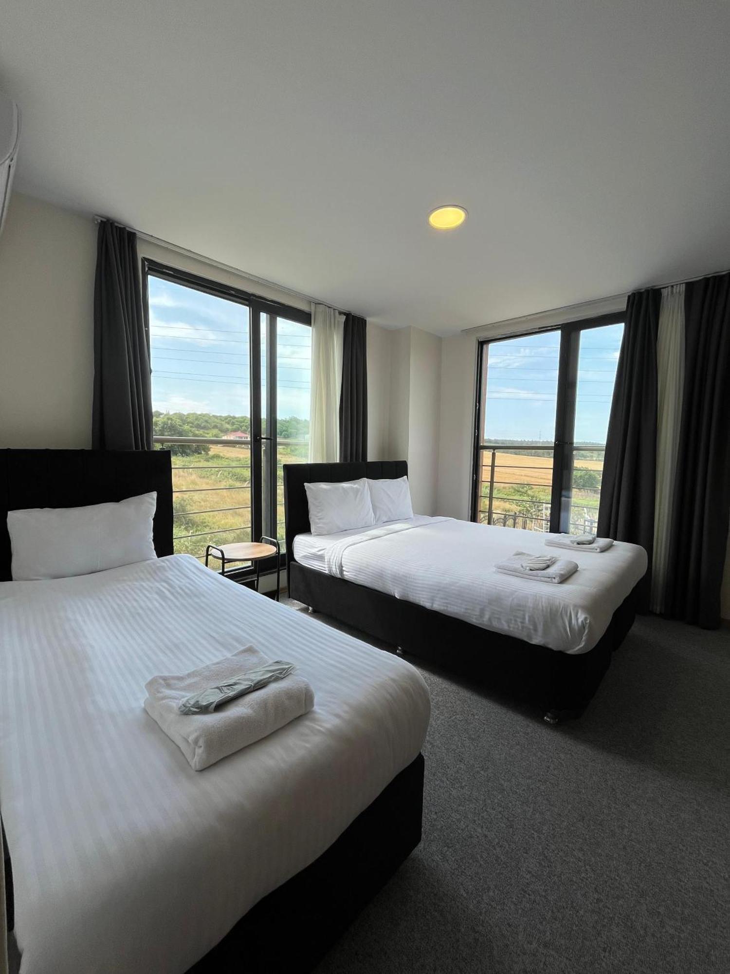 New Garden Airport Hotel Arnavutkoy Extérieur photo